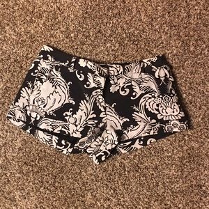 Marciano, size 4 dressy shorts